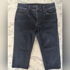 Lauren Ralph Lauren Size 6 Denim Capris (Self Hemmed)
